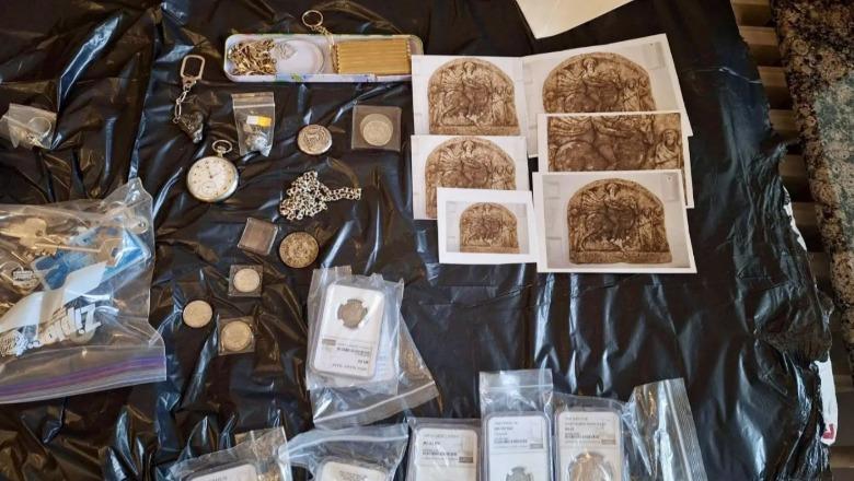 Çmontohet grupi kriminal që vodhi mijëra artefakte nëpër Europë  35 të arrestuar në Bullgari  Kontrolle edhe në Shqipëri  VIDEO FOTO 