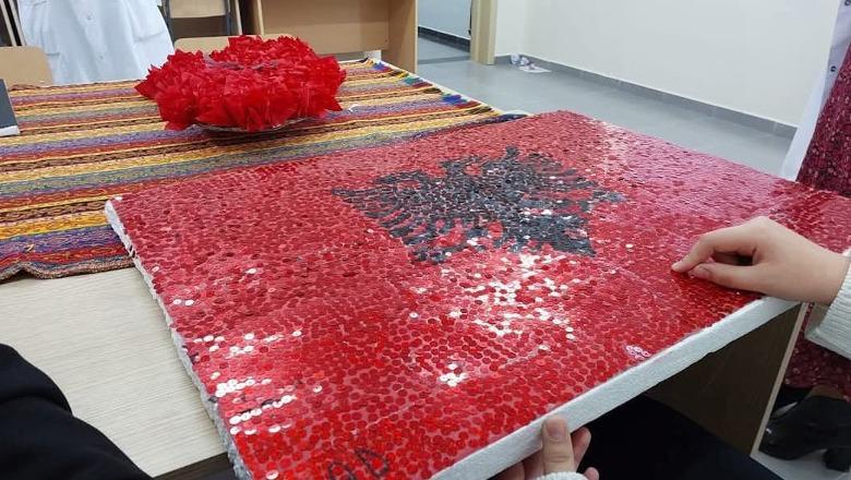 Në prag të 28 dhe 29 Nëntorit  nxënësit e shkollave punime të ndryshme për festën e flamurit