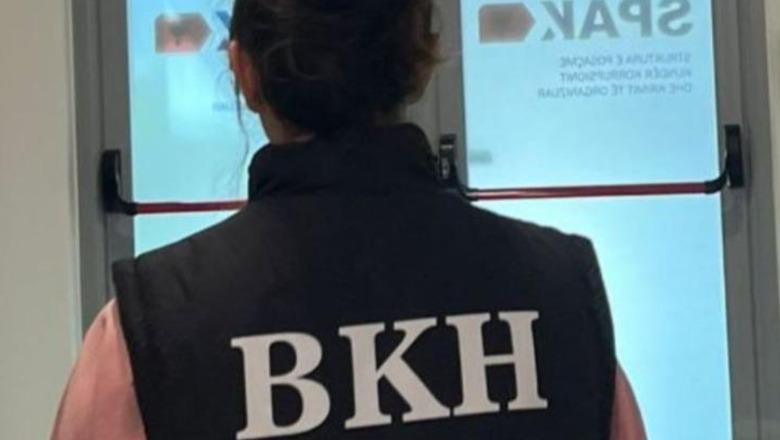 SPAK reagon pas deklaratës së Ramës: Hetuesit e BKH mbërritën në Kryeministri për të ekzekutuar masën e pezullimit ndaj Ballukut, iu bindën Gardës dhe dorëzuan armët