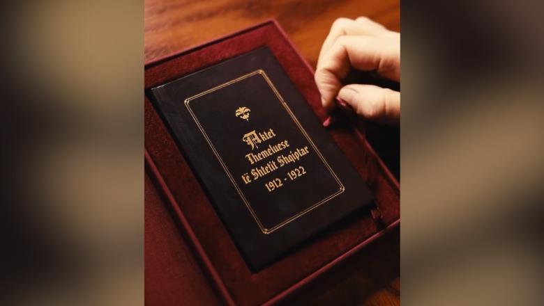 Dita e Pavarësisë, mesazhi i Niko Peleshit: Trashëgimia e themeluesve, udhërrëfyes për të ardhmen