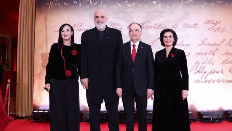 113 vite pavarësi/ Rama ndan foto nga ceremonia në Presidencë: E organizuar bukur si asnjëherë, me praninë kuptimplotë edhe të Osmanit
