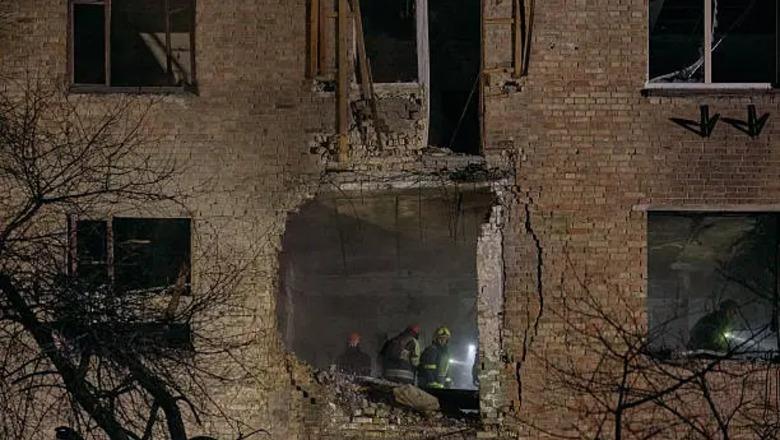 Rusia sulmon me raketa dhe dronë në Kiev  1 i vrarë dhe 15 të plagosur  Ndërtesa të dëmtuara