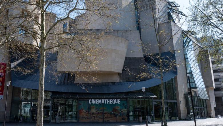  Mbyllet për një muaj kinemateka prestigjioze e Parisit Cinematheque Française, shkak prezenca e çimkave 