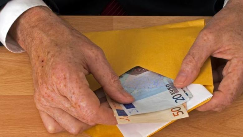 Kosovë  Kurthi i fajdeve  pasojat shkatërrimtare të huave ilegale