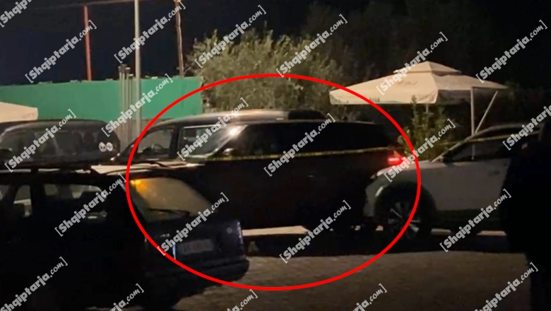 Vrasja e biznesmenit në Elbasan  Report Tv sjell pamjet  Range Rover i ku u ekzekutua ende në vendin e ngjarjes