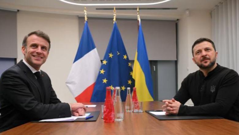 Macron e Zelensky flasin me liderët evropianë, negociatorët sërish në takim në Florida