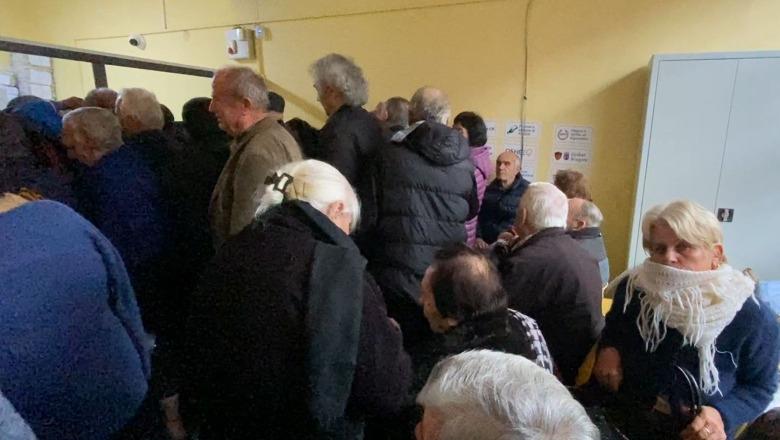 Nis shpërndarja e bonusit të fundvitit të pensionisteve në Fier