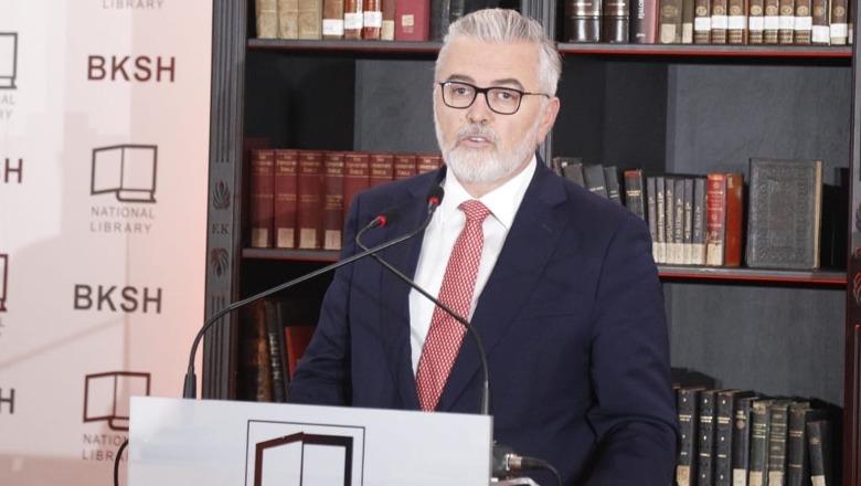 Nga  libri i ndaluar  te gjuha që flet me Zotin  një udhëtim personal nëpër  Koleksionin e Biblave  në Bibliotekën Kombëtare