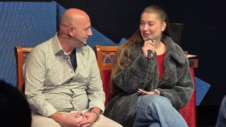 Me regji të Altin Bashës dhe interpretim nga Ledio Lako  shfaqet premiere në Fier monodrama  Çdo gjë e shkëlqyer 