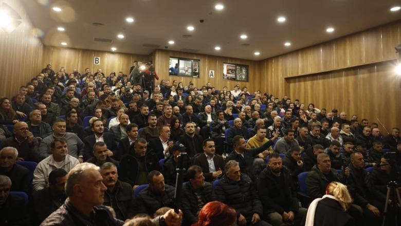 Alban Daci  Të pastrojmë njëherë Partinë e pastaj Shqipërinë 