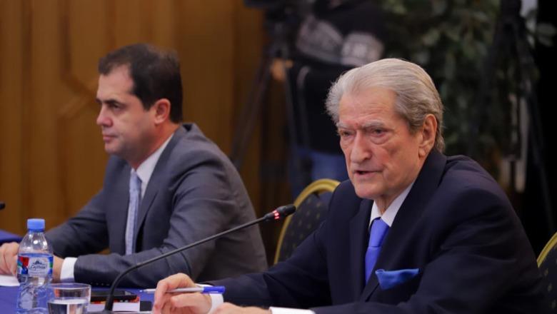 Berisha u ‘ankohet’ aleatëve: Rama i fitoi zgjedhjet nga droga! Kërcënoi diplomatin e vëzhguesve të ODIHR që të ndryshonte raportin