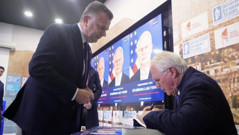 Balla në promovimin e librit të ambasadorit Christopher Hill: Roli i tij i rëndësishëm për Ballkanin gjatë luftës në Kosovë