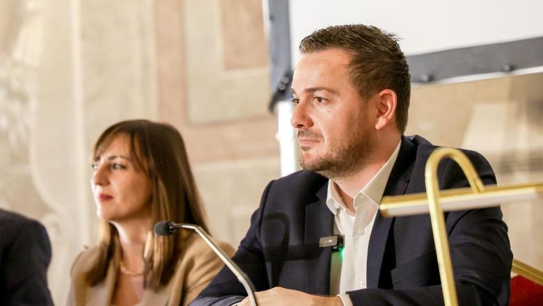 Ministri Salla merr pjesë në aktivitetin 'Dita Kulturore Arbëreshe' në Vatikan: Bashkëpunimi sjell vlerë të shtuara ekonomike për komunitetet tona