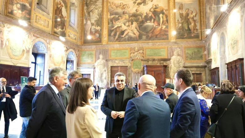 Gonxhja në Vatikan: Nderojmë trashëgiminë e çmuar arbëreshe! Dëshmi e fortë e rezistencës, identitetit e kontributit shqiptar në Evropë