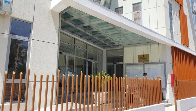  Vrasja e Mondi Mëhallës, del sot para gjykatës për masën e sigurisë i arrestuari i tretë! Një ditë më parë u lanë në burg ish-ortaku dhe roja i karburantit