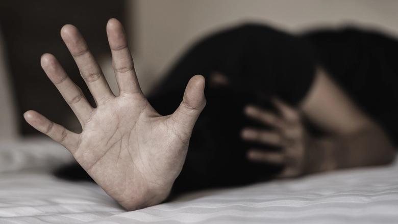 Greqi/ E mitura tregon tmerrin se si ra pre e trafikantëve: Më dërguan në shtëpinë e një shqiptareje! Kur vinin klientë ajo ikte