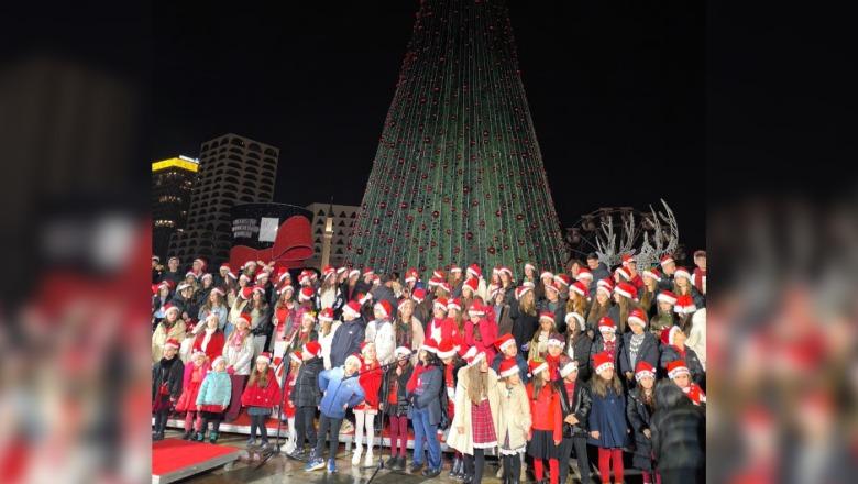 Festat e fundvitit, ndizen dritat e Pemës në ‘Sheshin Skënderbej'