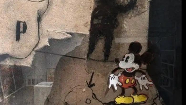 “Dhomat e vizatimit”, ekspozita e kuruar nga Alba Sgarbi! Prezantohen 87 punë të 24 artistëve të ndryshëm shqiptarë