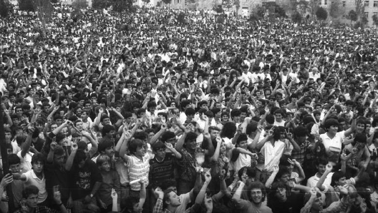 Ylli Pata: Mjegulla e ‘heronjve’ të dhjetorit që nuk u shpërnda asnjëherë!