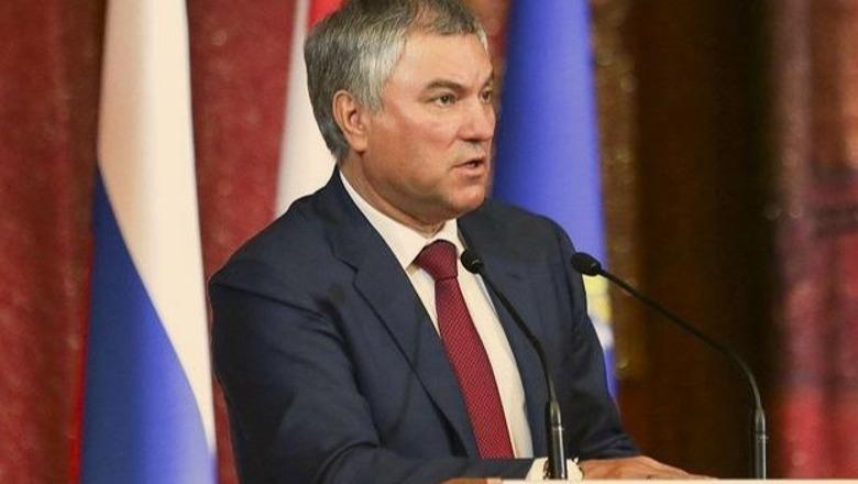 Skandal në Moskë/ Kryetari i Dumës 'mashtron' Putinin me një meme për Diellën