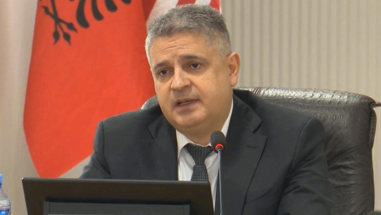 ‘Nëse të votoj sot dhe vij në zyrën tënde për çështje personale…’/ Xholi anëtares së KLP: Do të sajdisja me ndonjë kafe, SPAK i bën të mira