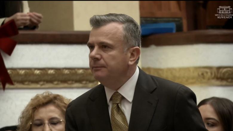 Balla: Po folët për lepuj, duhet të flisni dhe për zagarët! Flamur Noka i thotë ‘injorant’! Ndërpritet seanca