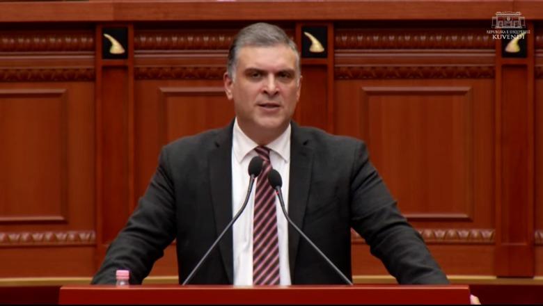 ‘Avokati i Popullit gjeti shkelje të rënda’, Tedi Blushi: Deputetët e opozitës të kërkojnë takime me Metën në burg, ua mundëson ligji