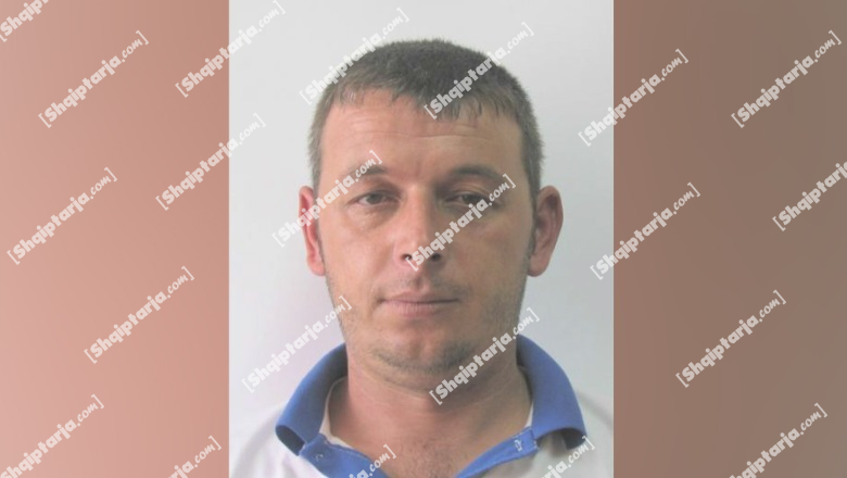 Ndihmoi në planin për vrasjen e Indrit Dokles, kush është Elvin Mërlika ‘ushtari’ i Ervis Martinajt i arrestuar në Fushë-Kuqe