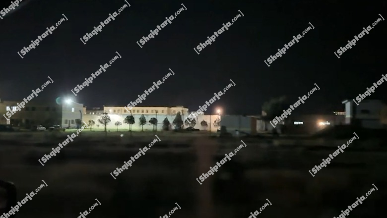 Tenton të arratiset nga burgu i ShënKollit, 31-vjeçari kapet 500 metra nga rrethimi dhe kthehet në qeli (EMRI)