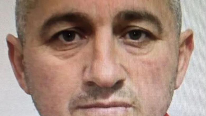 Angli/ Ishte në kërkim nga Interpol Tirana, shqiptari rikthehet ilegalisht në Britani, kapet duke drejtuar një fermë kanabisi