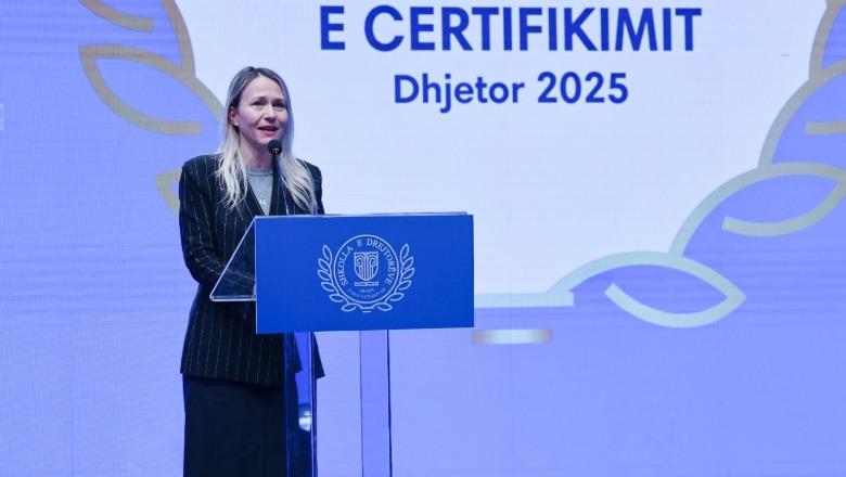 Çertifikohen 334 drejtorë të arsimit parauniversitar, Ristani: Fëmijët në qendër të politikave tona, krenar që kemi krijuar kushte dhe standarde