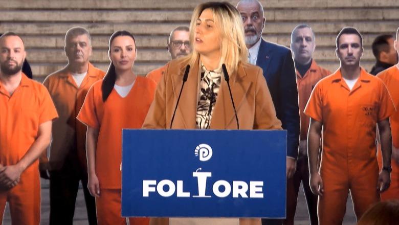 Deputetja Zhupa: Dënoj dhunën ndaj Adriatik Lapajt, sheshi është i të gjithëve