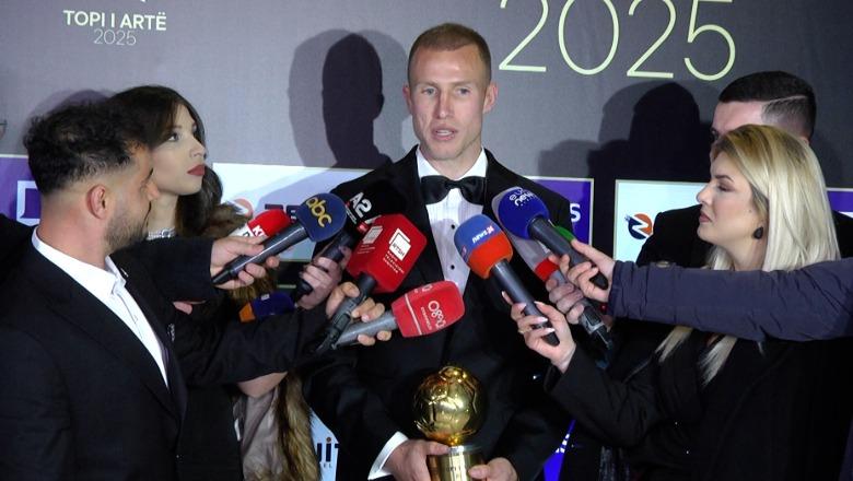 Fitoi 'Topin e Artë', Balaj: Të gjithë trofetë individual i ndërroj me titullin kampion të Vllaznisë! Megi Doçi: Ky sukses për ata që flasin keq