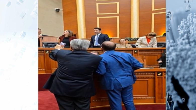 Opozita kaos në Kuvend, zaptojnë karriget e kabinetit! Berisha live u jep urdhra “të vetëve”: Ngjituni lart