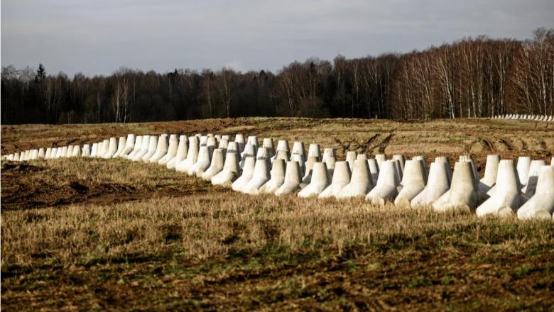Polonia do të fillojë prodhimin e minave kundër personelit për t’i vendosur përgjatë kufirit lindor