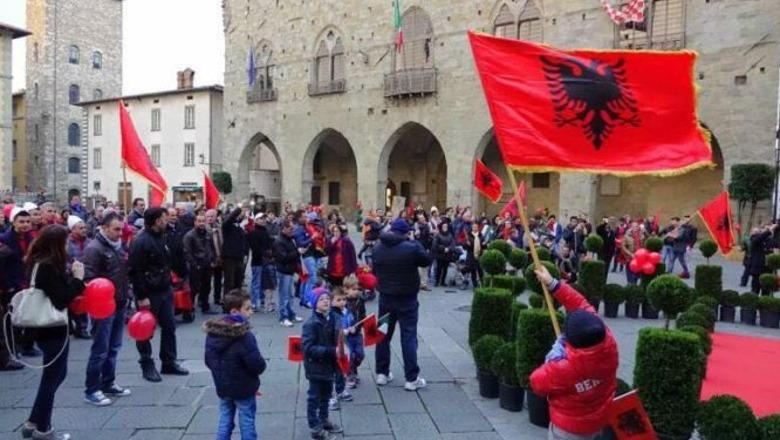 Raporti/ Shqiptarët, komuniteti i dytë më i madh i huaj në Itali! 557 mijë shtetas jetojnë në shtetin fqinj