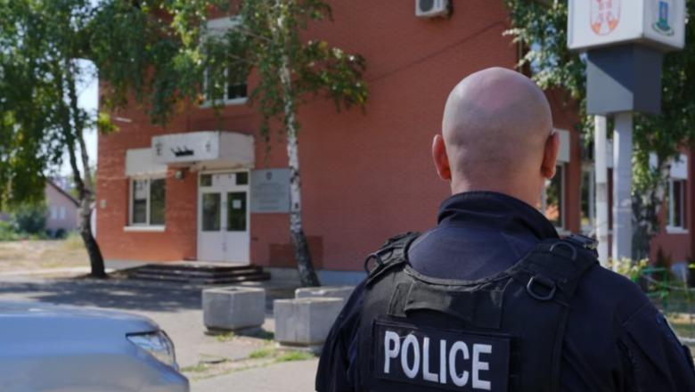 Arrestohet në Serbi 23-vjeçarja që grabiti me dhunë një grua në Tropojë, pritet ekstradimi i saj (EMRI)