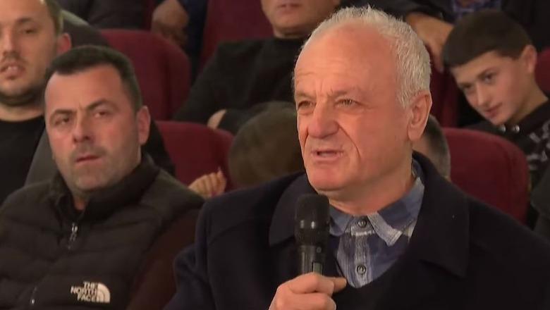 Militanti në takimin e Berishës me demokratët në Kurbin: Shumë figura të PD janë konsumuar, duhet t’i hapin rrugë të rinjve