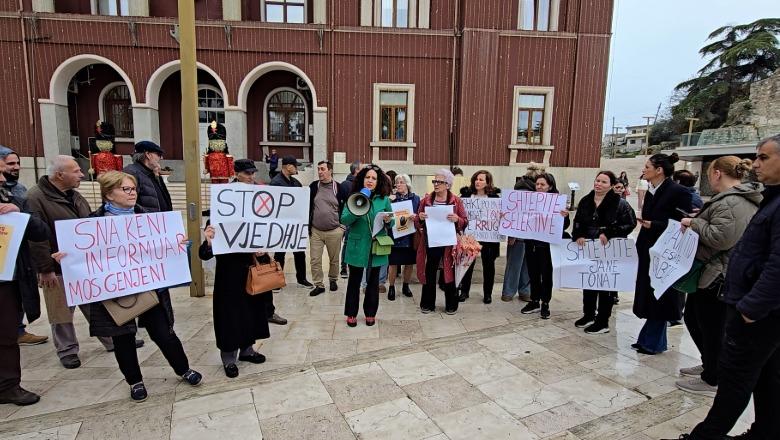 Projekti TID në Durrës, banorët në protestë: Nuk largohemi nga banesat