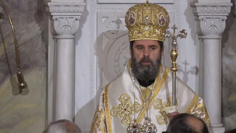 Besimtarët ortodoksë festojnë Krishtlindjen, Kryepeshkopi Joan: Mishërimi është dhurata më e madhe që mund t’i jepet njerëzimit