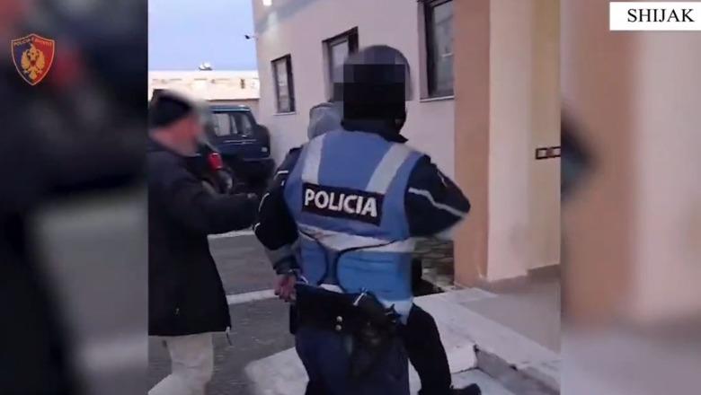Durrës/ Vodhi një shumë parash dhe disa sende në një lokal në Shijak, arrestohet 27- vjeçari
