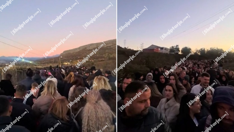 Atmosferë festive në Hajmel, besimtarët presin në radhë për shfaqjen e 'Betlehemit'