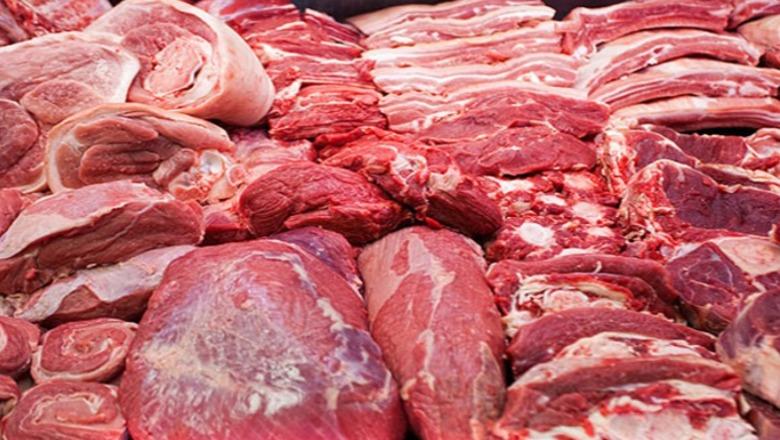 Zbulohen 4 mijë ton mish të padeklaruar dhe miliona euro të fshehura! Kallëzim penal ndaj subjektit tregtar në Tiranë