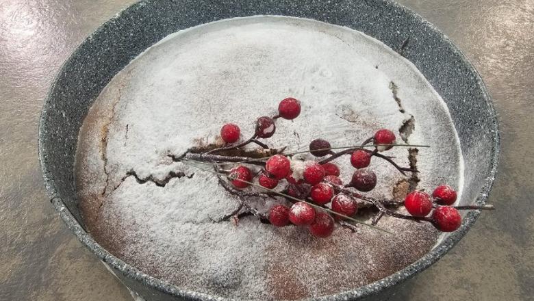 Vasilopita ëmbëlsirë tradicionale greke e vitit të ri nga zonja Albana