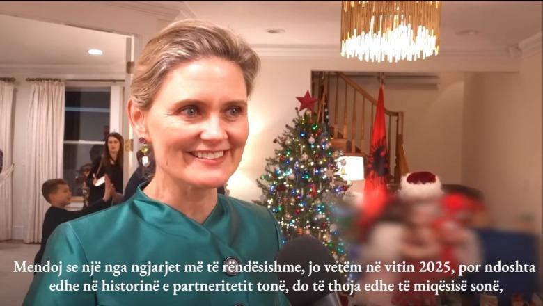 Ambasada Amerikane në Shqipëri urim për ardhjen e 2026-ës: Partneriteti ynë do të vijojë të forcohet