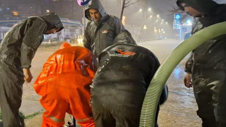 Moti i keq përfshin vendin! Ministri Vengu: 100 efektivë, dhjetëra mjete e pompa janë angazhuar në Lezhë, Durrës dhe Gjirokastër