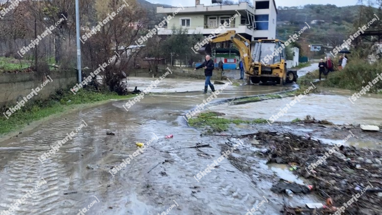 Lushnjë/ Përroi i Lunjës del nga shtrati, Kryebashkiakja: Nuk ka banesa të përmbytura! Dervishi: Situata nën kontroll, intensitet i lartë reshjesh dhe prurjesh