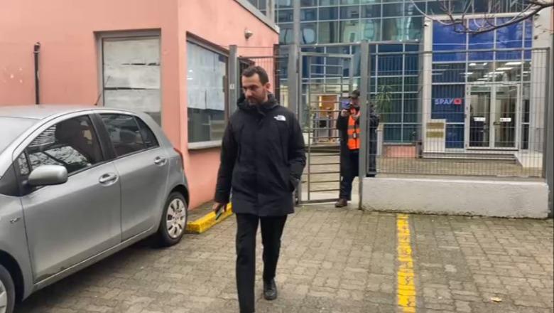 Në gjyq me Agron Shehajn për shpifje, Lapaj shkon në GJKKO! Shtyhet seanca, e radhës më 21 janar