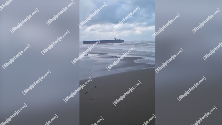 VIDEOLAJM/ Anija e mallrave bllokohet në afërsi të brigjeve të Tales në Lezhë, ndaloi prej detit të trazuar, por mbeti në cektinë