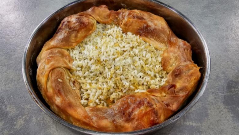 Byrek me mish dhe oriz nga zonja Albana